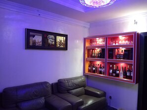 酒吧（店内）