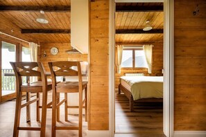 1 bedroom, iron/ironing board, WiFi, bed sheets - Private luxury log cabin with hot tub and stunning views! (Ballycastle)