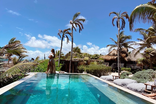 Kolam renang outdoor