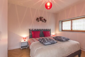 2 Schlafzimmer, Bügeleisen/Bügelbrett, WLAN, Bettwäsche
