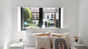1 bedroom, iron/ironing board, WiFi - Hermitage Rd N4, Manor House | Ground floor (London)