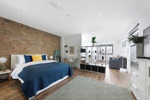 1 Schlafzimmer, Schreibtisch, Bügeleisen/Bügelbrett, WLAN
