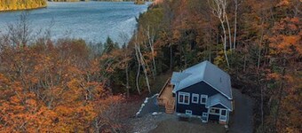 Waterfront Cottage in the Woods/5bedrooms large Dock