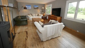 TV, fireplace, DVD player, table tennis - HOUSE'N ALPS (BOURG D'OISANS)
