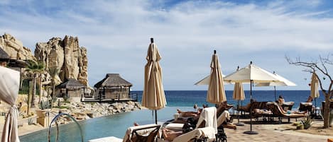 Outdoor pool, an infinity pool