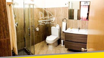 Bathtub dan shower terpisah