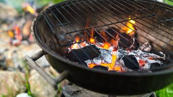 Aire de pique-nique/barbecue