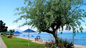 Property grounds - "Greek Boho" Luxurious Villa near Nafpaktos! (Nafpaktos)