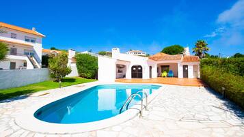 Outdoor pool, sun loungers