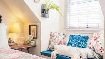 2 chambres, coffres-forts dans les chambres, fer et planche Ă repasser