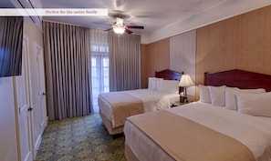 Habitación doble estándar | Ropa de cama de alta calidad, camas con pillow-top y escritorio