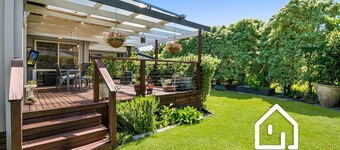 [BGSC42] Simplicity & Serenity - A Charming Seaside Retreat