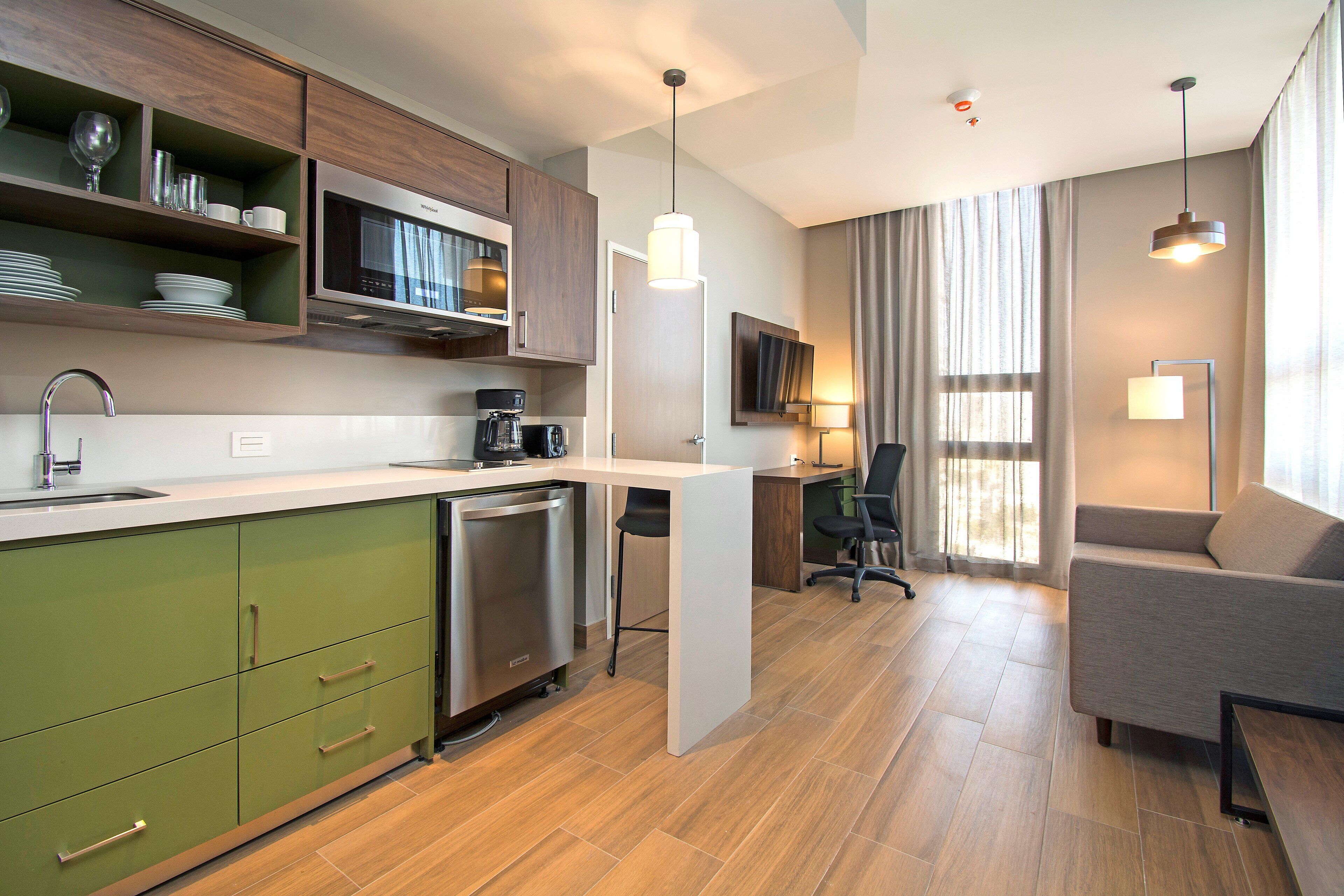 suite, 1 bedroom, kitchen | 1 bedroom, premium bedding, in-room safe, desk