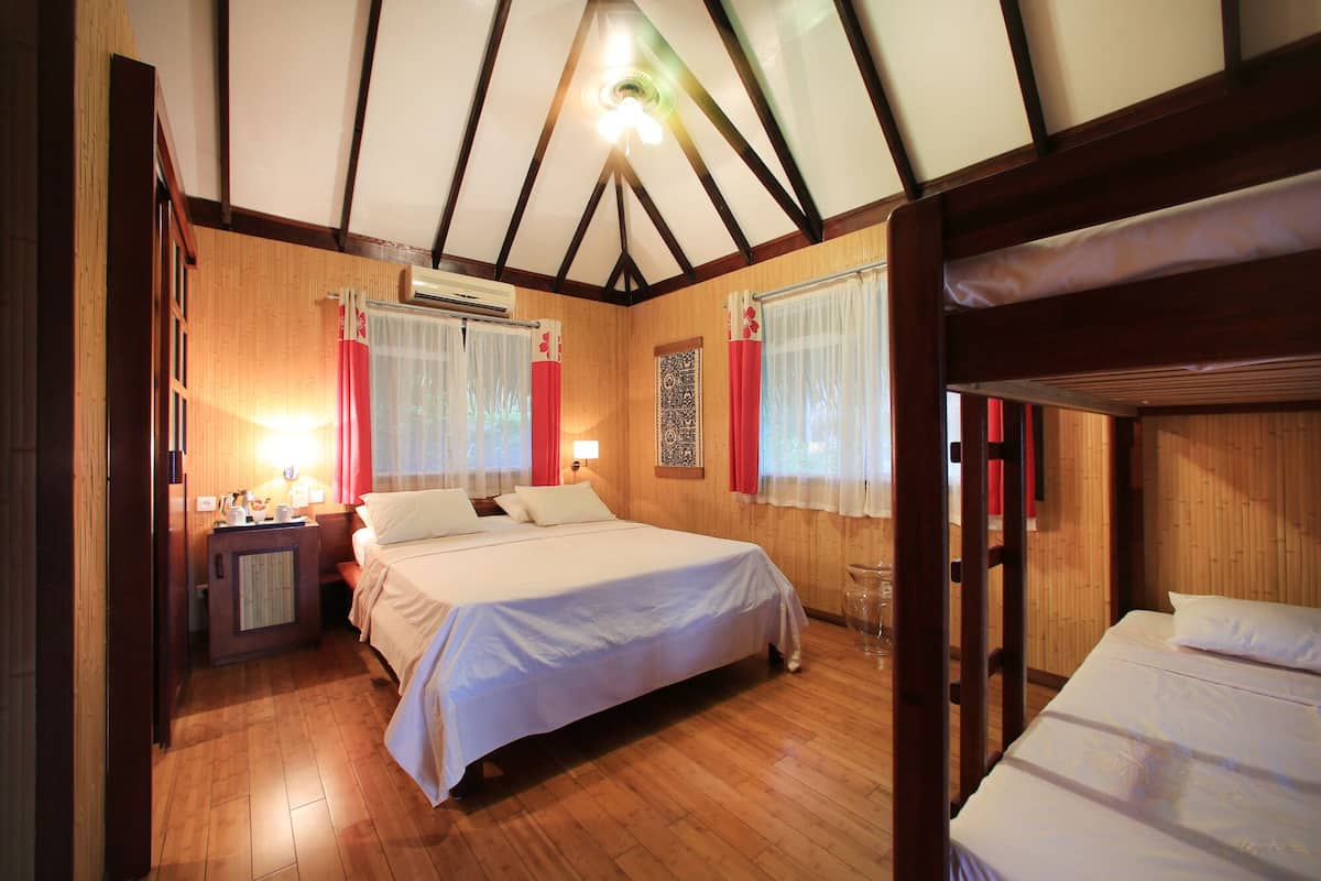Phòng đôi hoặc 2 giường đơn dành cho gia đình, 1 phòng ngủ, không hút thuốc, quang cảnh biển | Bộ đồ giường kháng dị ứng, minibar, két bảo mật tại phòng 