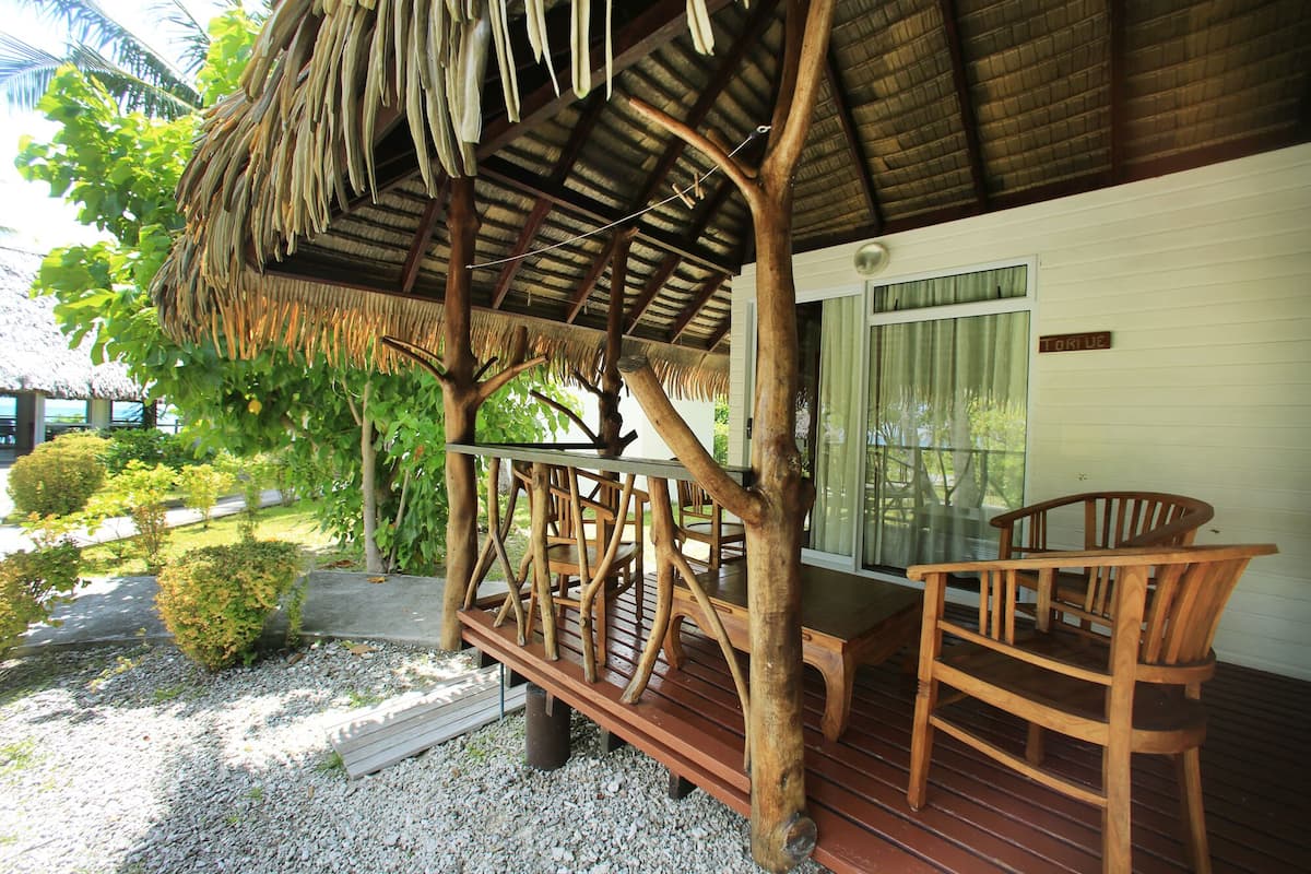 Kamar Double Standar, 2 kamar tidur, Bebas Asap Rokok, pemandangan kebun | Teras/patio