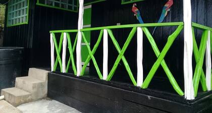 Hotel con muy buena ubicación próximo al centro de Puerto Nariño.