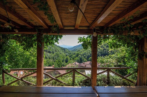 Le Mogli house, typical Tuscan structure with pool, surrounded by nature