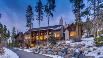 Casa, varias camas (Grace Manor) | Exterior