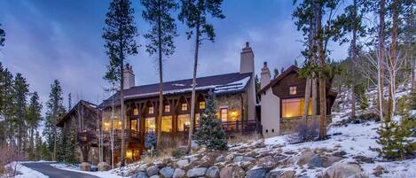 Hus, flere senger (Grace Manor) | Eksteriør