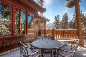 Casa, letti multipli (Rustic Timber Lodge) | Balcone