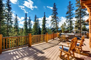 Ferienhaus, Mehrere Betten (GoldenView Lodge) | Balkon