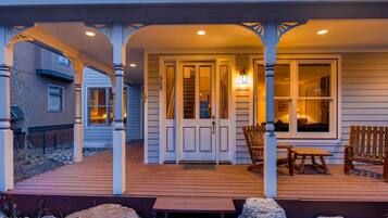House, Multiple Beds (Hideaway on High) | Exterior