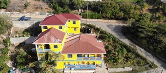 Bay View Apartments - Canouan Island - Room 3B