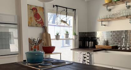 The Strand House with hot tub