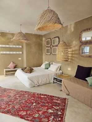 Quarto quádruplo luxo | 1 quarto, roupas de cama premium, edredons de pluma