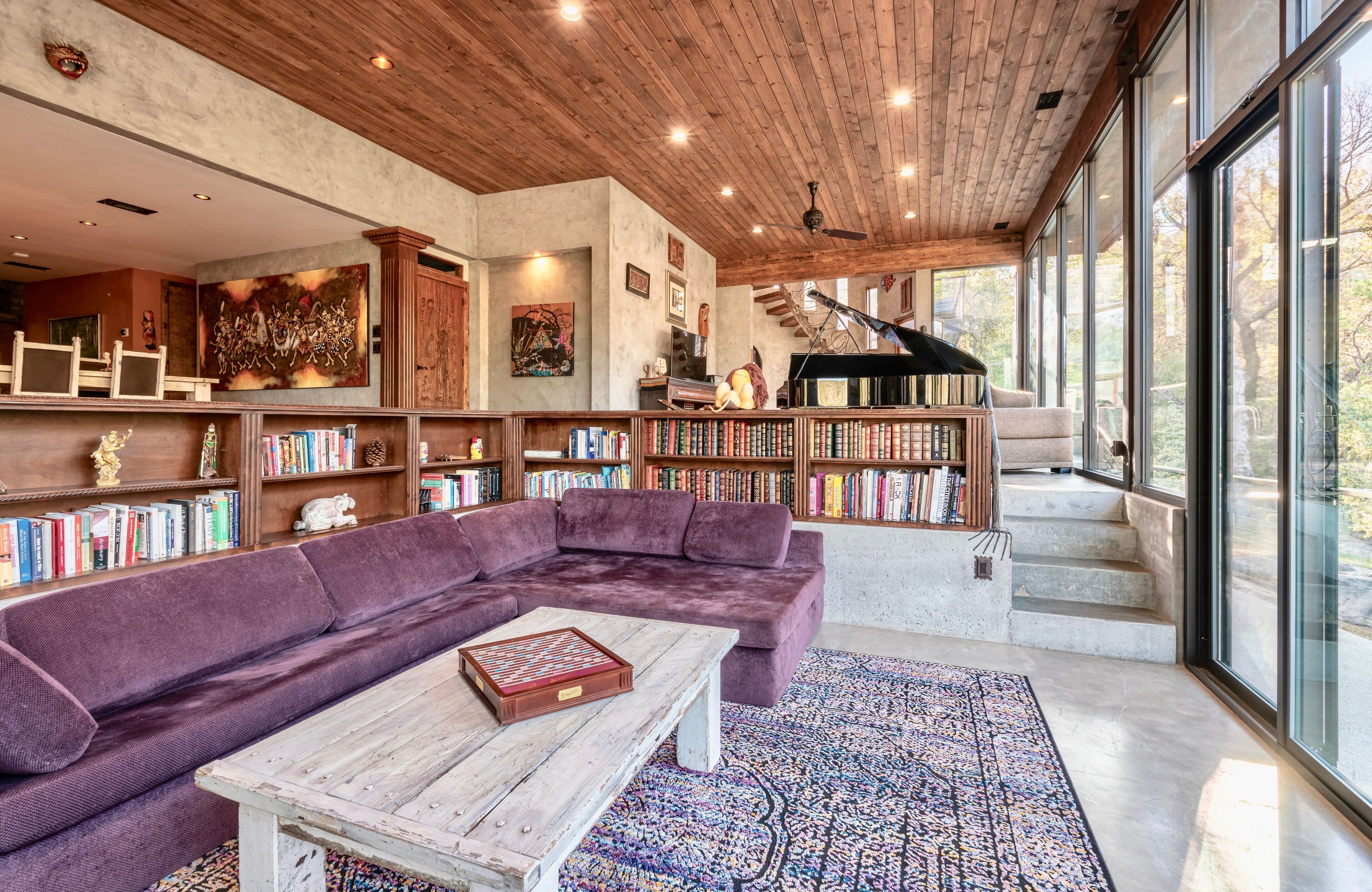 Smart TV, fireplace, books, music library