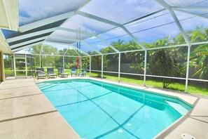 Beheizter Pool