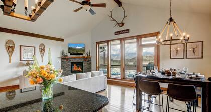 Amazing Mountain and Lake Views~3 miles to RMNP Entrance~Peaceful area of Estes!
