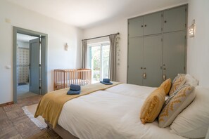 4 soveværelser, strygejern/strygebræt, gratis Wi-Fi, sengetøj