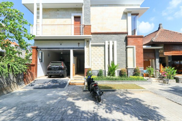 Exterior - Manu Guest House 2 (Canggu)