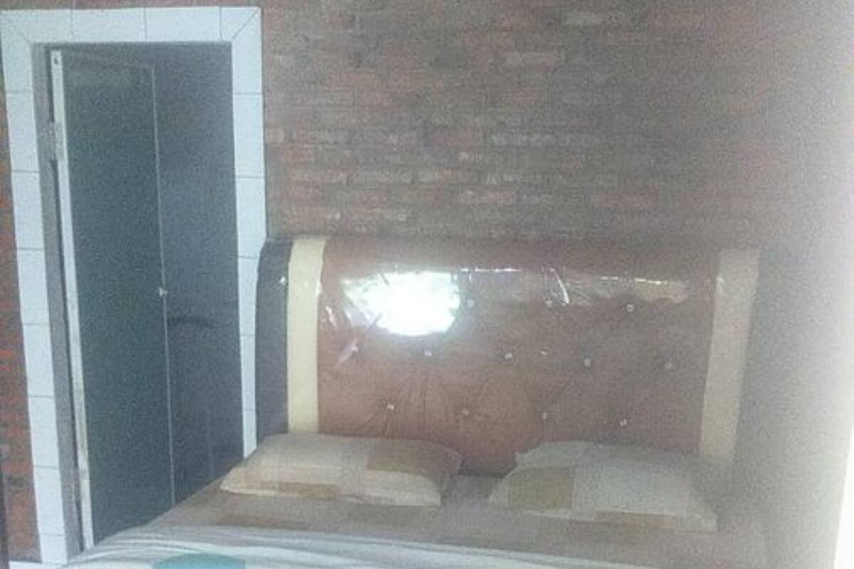 Kamar Single Standar