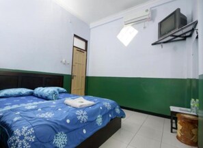 Standard Double with AC | Laptop workspace, bed sheets - Ardian Borobudur (Borobudur)