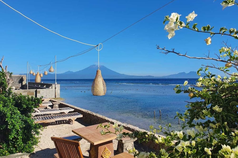 Waterside Inn Nusa Penida