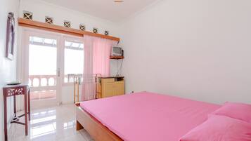 Rom – superior | Skrivebord, wi-fi (inkludert) og sengetøy