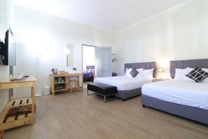 Nakula Sadewa / Villa | Free WiFi, bed sheets - Lembur Incu Syariah Villa (Parongpong)