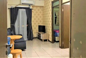 Three Bedroom Apartment - Anggun Properti Apartemen Bogor Valley (Bogor)