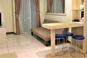 Two Bedroom Suite - Anggun Properti Apartemen Bogor Valley (Bogor)