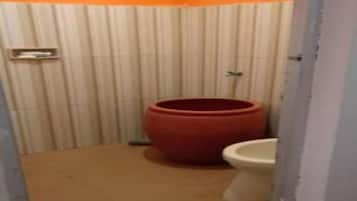 Shower dan handuk