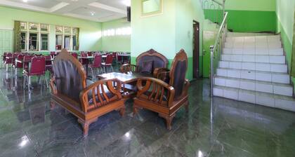 Cantik Hotel