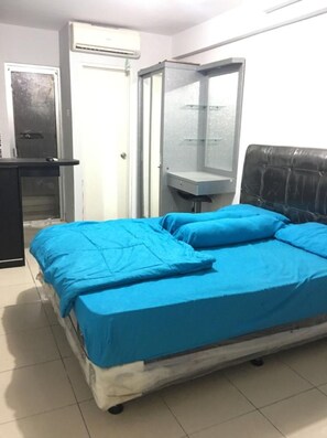 Free WiFi - Onted's Room Apartemen Kalibata City (Jakarta)