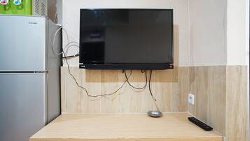 2 Bedrooms | Television