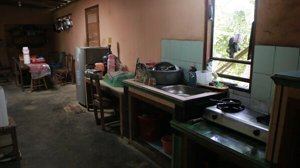 Fridge - Sarjuni Homestay - Hostel (Kokap)