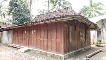 Bagian depan properti