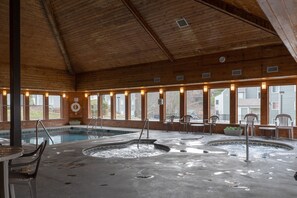 Pool - Gatlinburg Sweet View 3 BR Condo - 10 min from Ober (Gatlinburg)