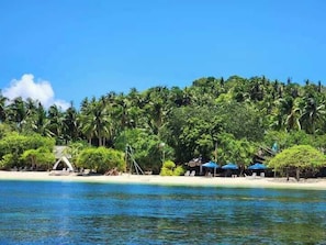 Vista para praia/oceano