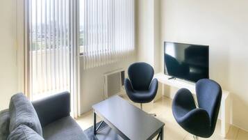 2 Bedroom | Living area | Flat-screen TV